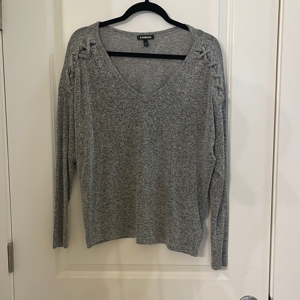Express long sleeve